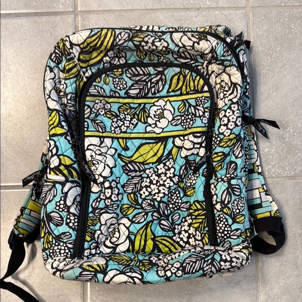 VERA BRADLEY Floral Patterned Backpack
used but good condition